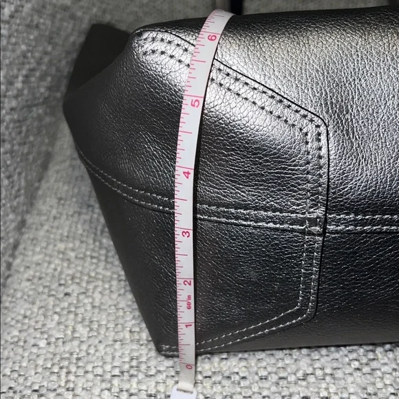 Kate Spade Metallic Gray Leather Tote with Wristlet-REVERSIBLE - Picture 8 of 11